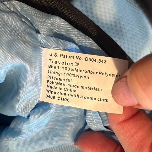 Travelon Black Travel Sling Crossbody Nylon Multi-Pocket Unisex Lightweight - Picture 9 of 10